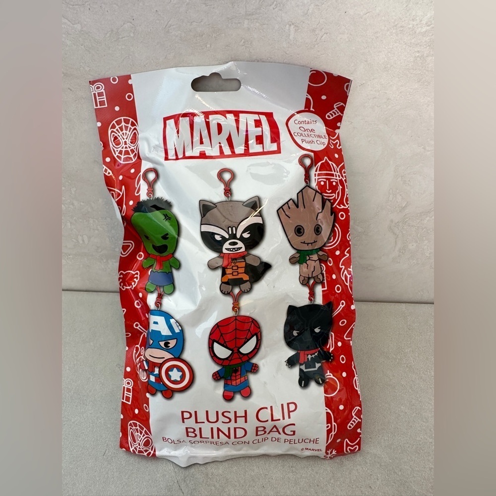 Marvel Blind Bag Plush Clip-On Characters